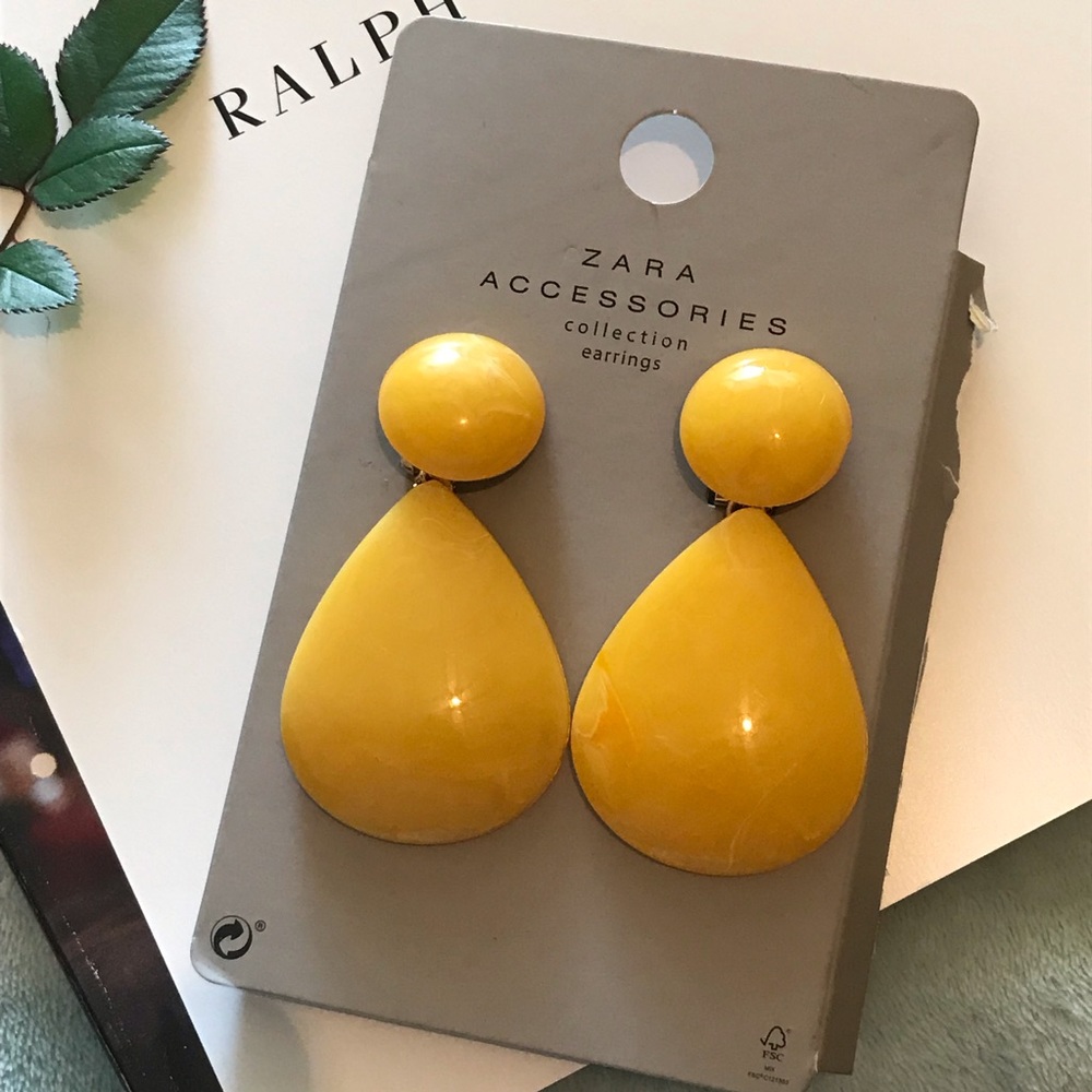Zara yellow 💫statement earrings 🌟 - Picture 3 of 8